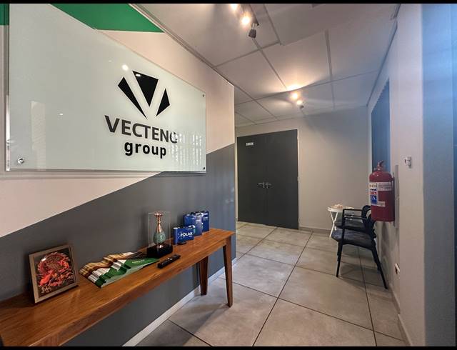 219M² OFFICE FOR SALE IN SANDOWN